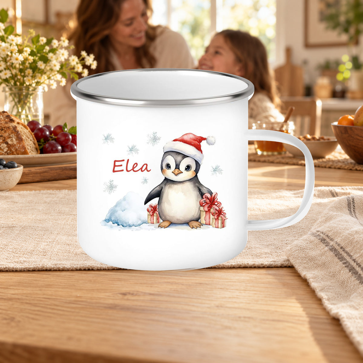 MUCKKI-PRO:c790cb14cb65928aa9d97036a57f1ee2a57ff87d1280d45ee024c765a811a43a:Tasse Wunschname Weihnachten Pinguin 1 Emaille Kinderbecher