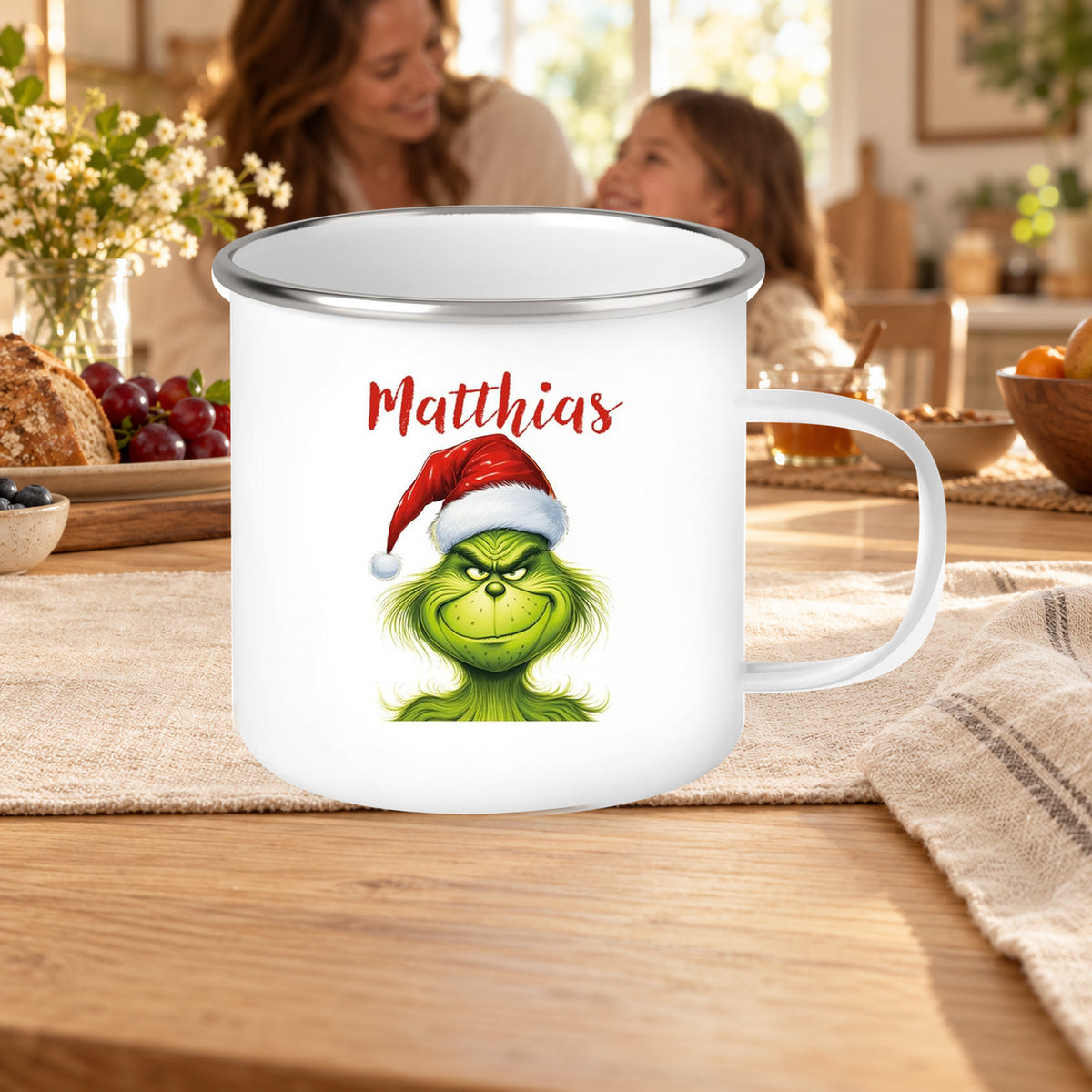 MUCKKI-PRO:b7b142d61cd20a7fe6a0f1ec8d4d3188b72c823f9cc13324ed820f9c058cae15:Tasse Wunschname Weihnachten Grinch 3 Emaille Kinderbecher