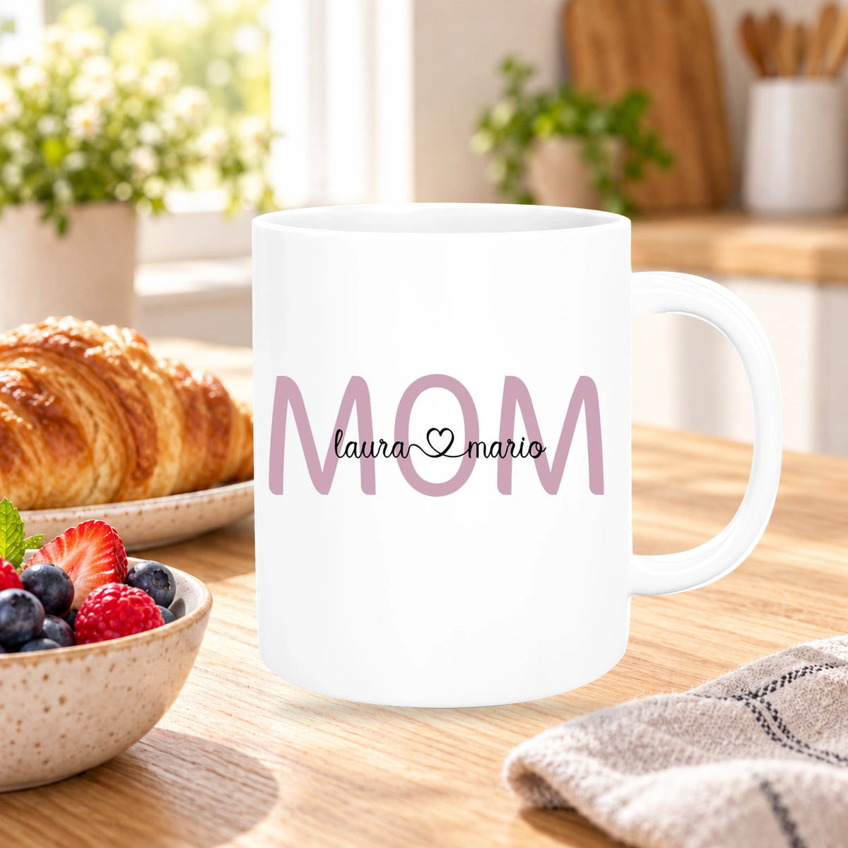 MUCKKI-PRO:7d39d6d37c922d9b53a776bd3b6e52b9e9e135801d124170986d406199515105:Tasse Muttertag 2 Wunschnamen Keramik Personalisiert versch. Farben