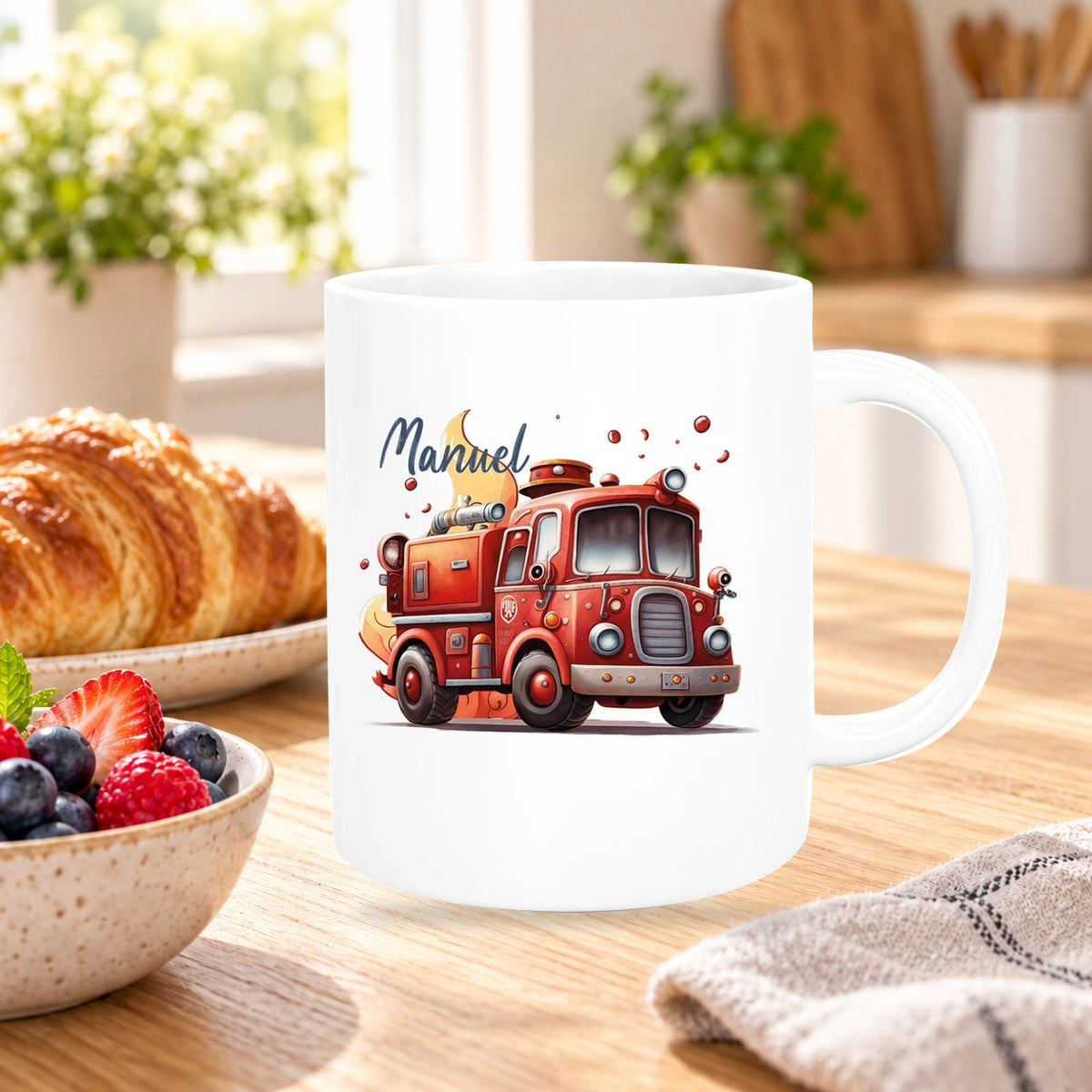 MUCKKI-PRO:75bcbed953bc14449fc3cd3f88f553176a62ecc16d86686405b3a3f668b77292:Tasse Wunschname Feuerwehr 1 Keramik Kinderbecher versch. Farben