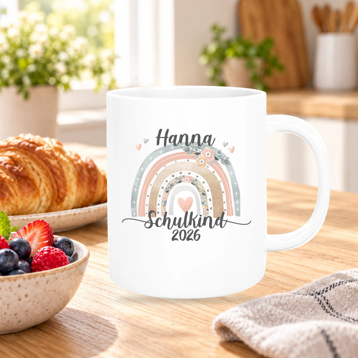 MUCKKI-PRO:ab0c786f6f679e07e2a73f60ab444aaa4adea9681999186896766d4d4578f611:Tasse Schulkind 06 Wunschname Rainbow Keramik Kinderbecher Personalisiert versch. Farben
