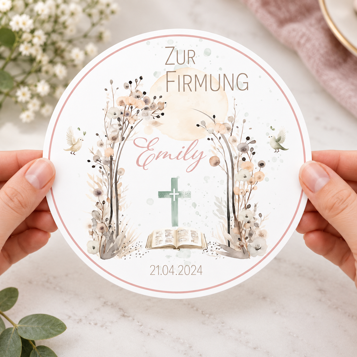 MUCKKI-PRO:d7aeed17dd64481869fe54c37a67e7d35e454ec2bc510a72d0e293cef12b175f:Tortenaufleger Firmung Blüten 1 Name & Datum (20cm)