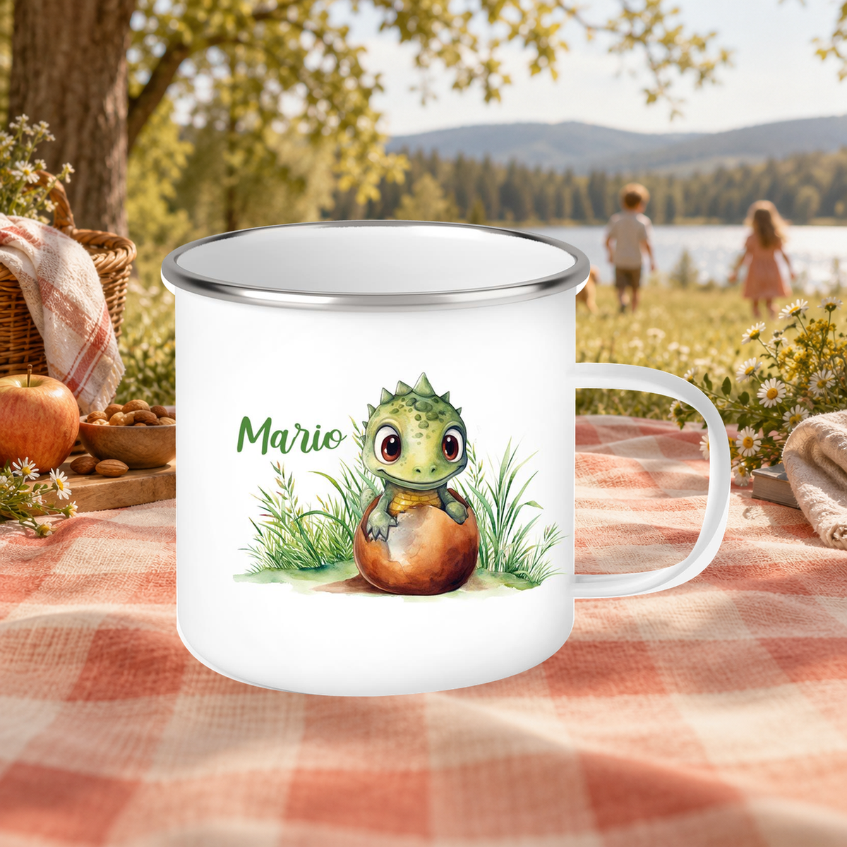 MUCKKI-PRO:af2fe7e579454733a2089fa2fc0267333aab2a84654efed1324c7ff9fe74f7ed:Tasse Wunschname Dino 7 Emaille Kinderbecher