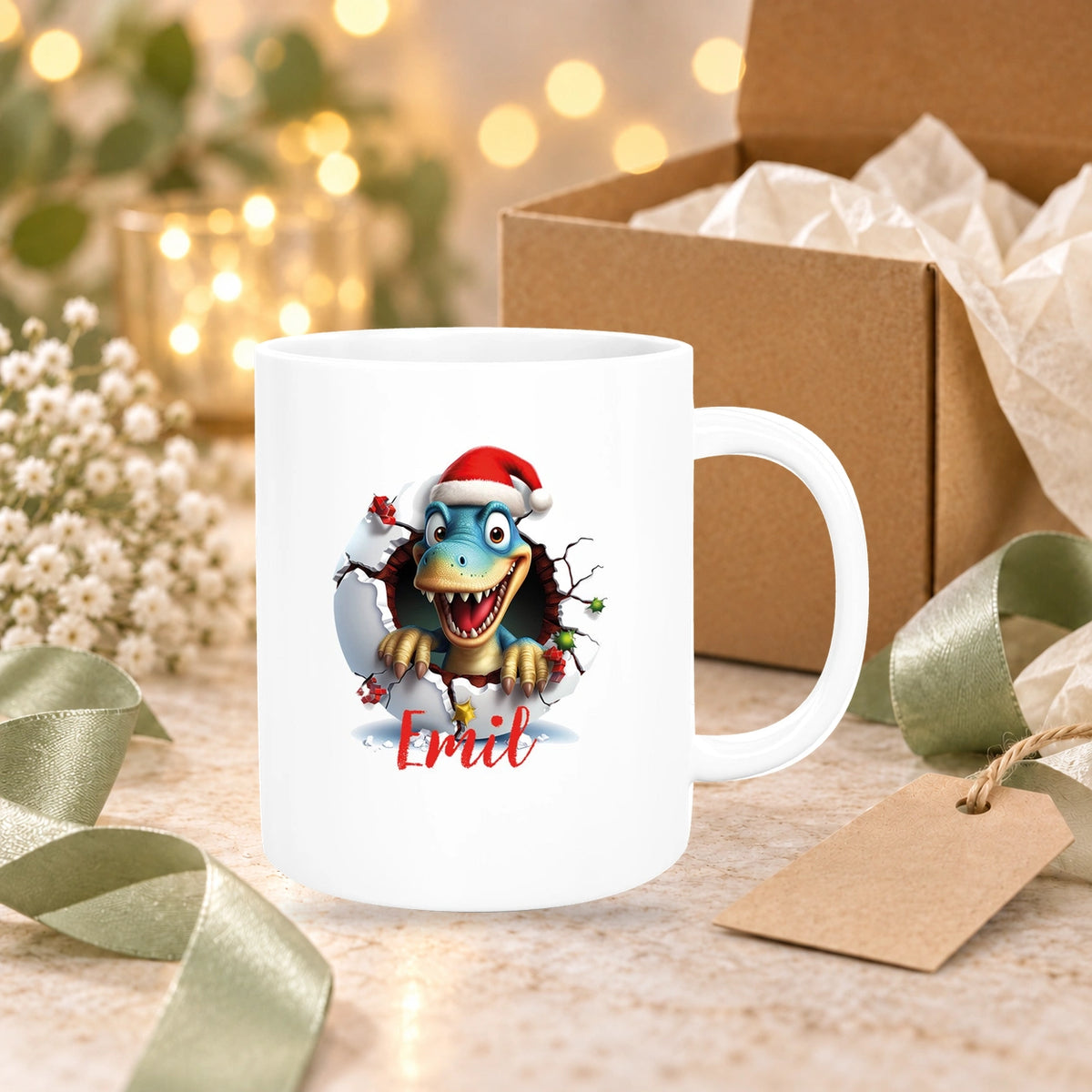 MUCKKI-PRO:8ffe6045d35f92e32c680f0fd4fca90fa205ac90091639808077504e52a44c0d:Tasse Wunschname Christmas Dino 2 Keramik Kinderbecher versch. Farben