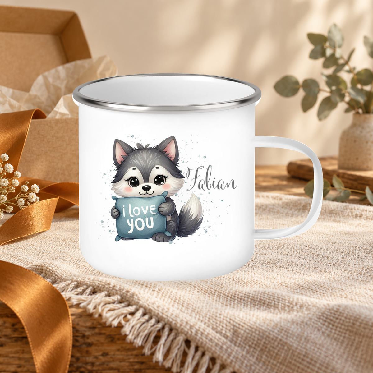 MUCKKI-PRO:a25ac88f385c519ad55cba404c8ef13531b5ddf2776ca4f05bb8e2f361881261:Tasse Liebe - Fuchs Valentinstag Wunschnamen Emaille personalisiert