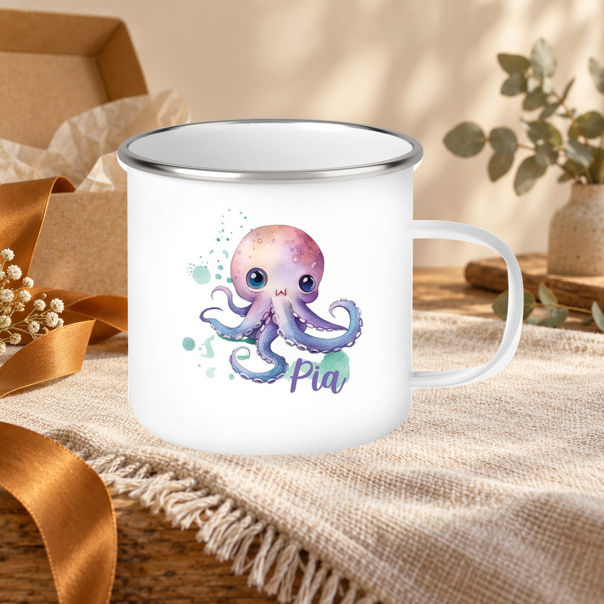 MUCKKI-PRO:1c4b5675e375170aeed5f6049d21c78f8d3b994670a037d0a6163d85a5380ea3:Tasse Wunschname Meerestiere-Oktopus 1 Emaille Kinderbecher
