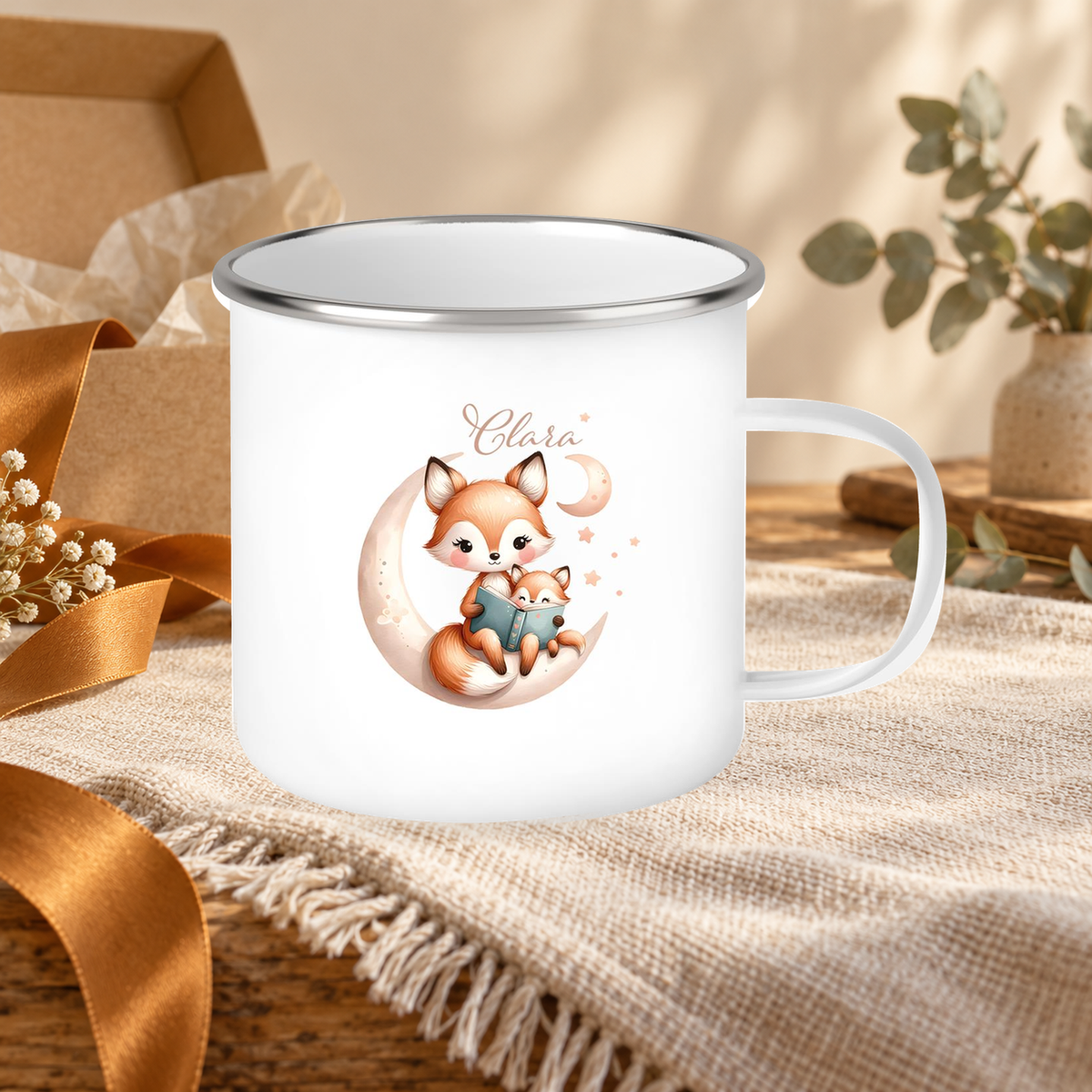 MUCKKI-PRO:7c570bdc6f4dab6b1601bd7631b49ad6d76d3311db797259b8e0ed434a6eae33:Tasse Wunschname Fuchs 2 Emaille Kinderbecher