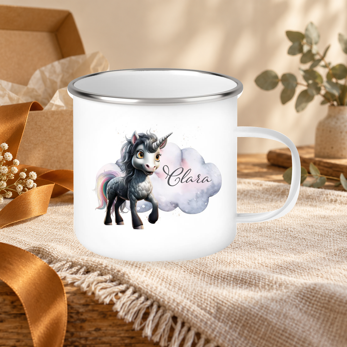 MUCKKI-PRO:85945602efc6d5d431739d626d076d1a52d40dbd3b446e33a4b5cd54ff88916f:Tasse Einhorn 7 Wunschname Emaille Kinderbecher personalisiert