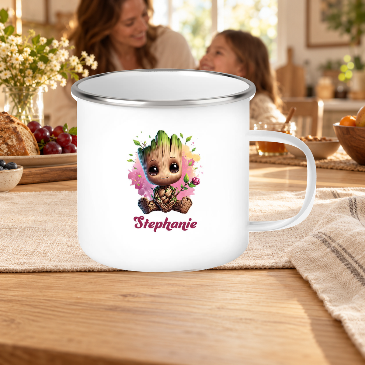 MUCKKI-PRO:86ff219d4fa1cb25868b915e96462cf6f104e88b826230975d01a3ef3cc99065:Tasse Baby-Groot 3 Wunschname Emaille Kinderbecher personalisiert
