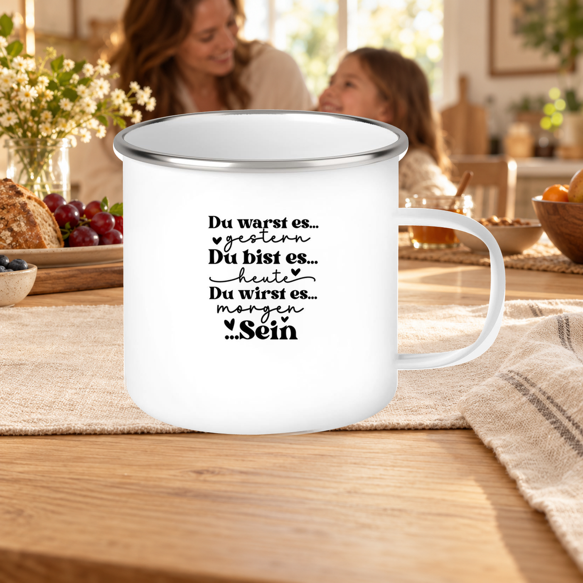 MUCKKI-PRO:fd4c70469e6267dfb0c656169f035fda2a4b9467c17ce49eebfdf67e9edf66c9:Tasse Spruch "Du bist es" Valentinstag 12 Wunschnamen Emaille personalisiert