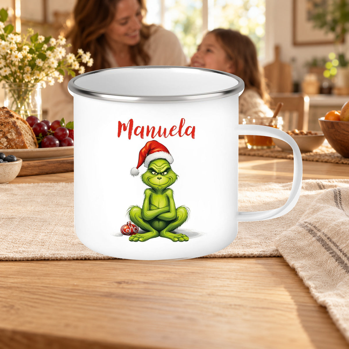 MUCKKI-PRO:7409839ec70eee7f4fa12dc0e08b33d77a0008ad19afe54b068d7d9663d1717f:Tasse Wunschname Weihnachten Grinch 4 Emaille Kinderbecher