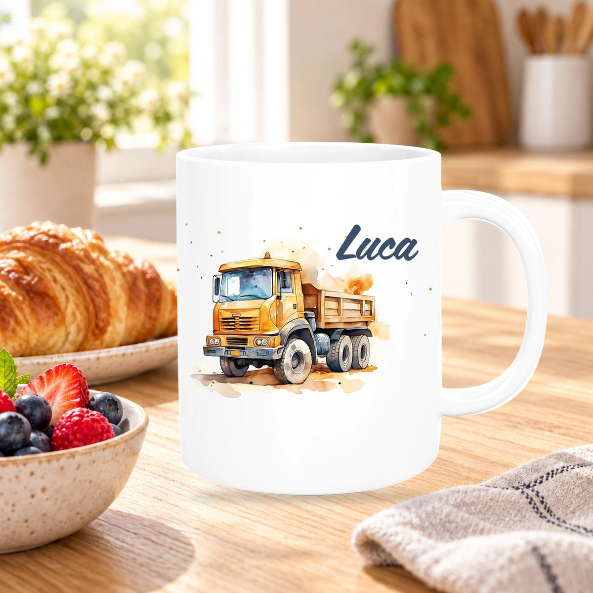 MUCKKI-PRO:362e3258e8e352a72485d6bd215e8ed5f65e724b13b7418e0afa16048d3a02c6:Tasse Wunschname Baustelle Kipper Keramik Kinderbecher versch. Farben