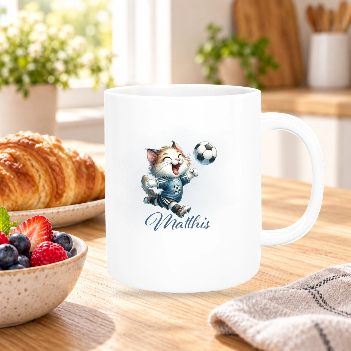 Tasse Wunschname Fußball 18 Personalisiert Katze Keramik Kinderbecher versch. Farben