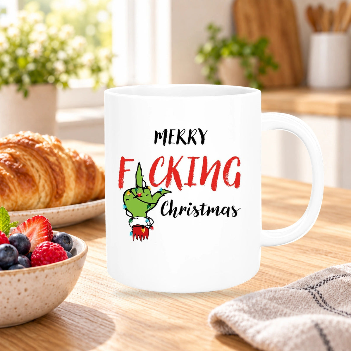 MUCKKI-PRO:d89fdab6ab04021696028ff246e80b78f9795b7aef242f41357f1545d3067637:Tasse Wunschname Weihnachten Grinch 7 Keramik Kinderbecher versch. Farben