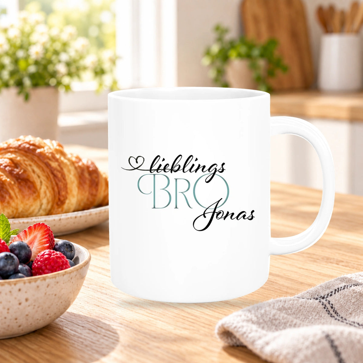 MUCKKI-PRO:6cb4939ea19baf1531eb9e93b00ab2083c34bac17bd35e3c49a7315b63ce0bf6:Tasse Wunschname Lieblings-Bro 1 personalisiert Keramik versch. Farben