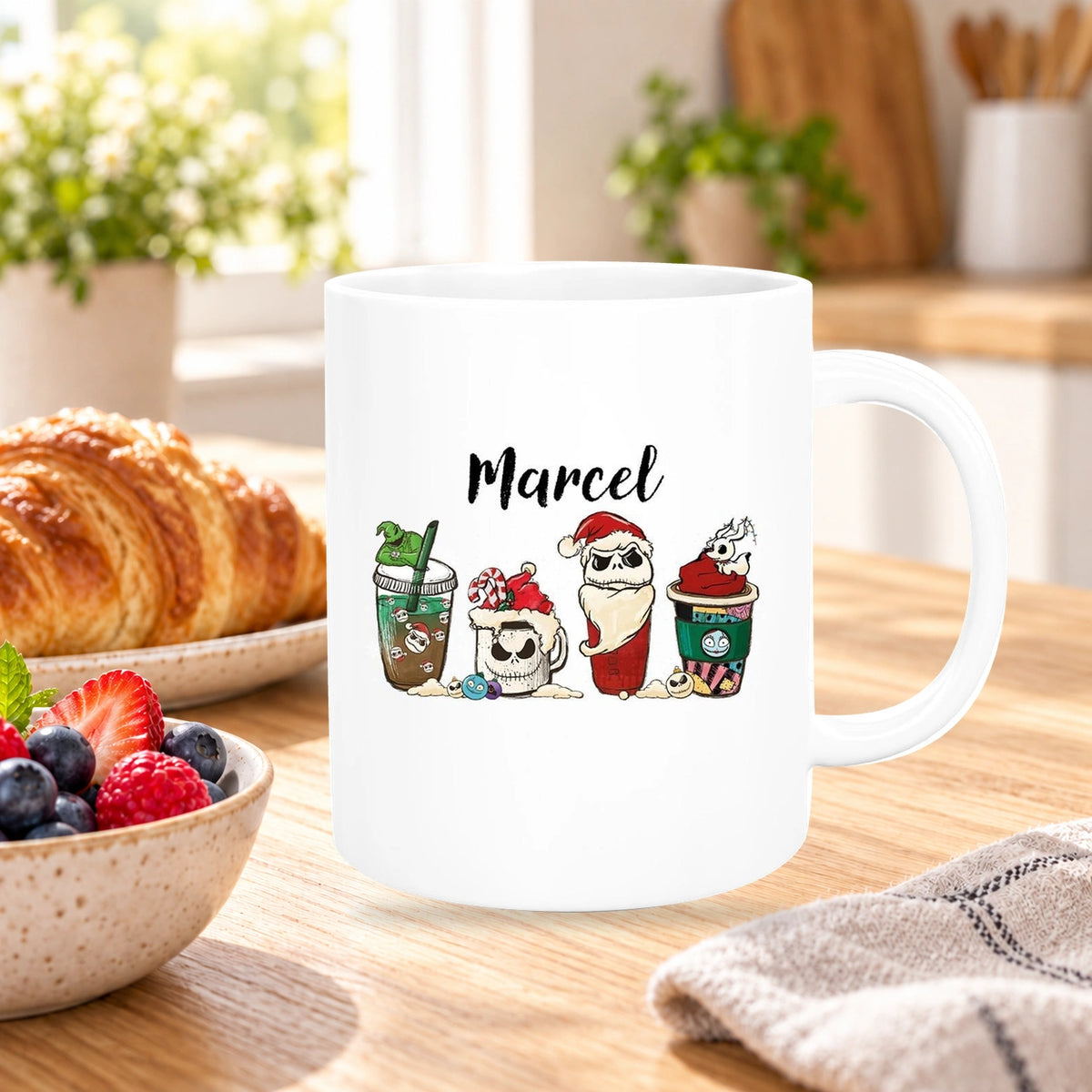 MUCKKI-PRO:2aaf2fc2bcb8c15de05468f738c730b194d6096d385266bde65a8876aff037d6:Tasse Wunschname Weihnachten Nightmare before Christmas 9 Keramik versch. Farben