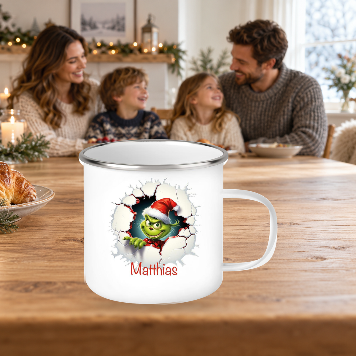 MUCKKI-PRO:efe6a4a89b1e20350d44f492649c3c3a7de1d8e61e313d29e0e83e9be2f22112:Tasse Wunschname Weihnachten Grinch 8 Emaille Kinderbecher