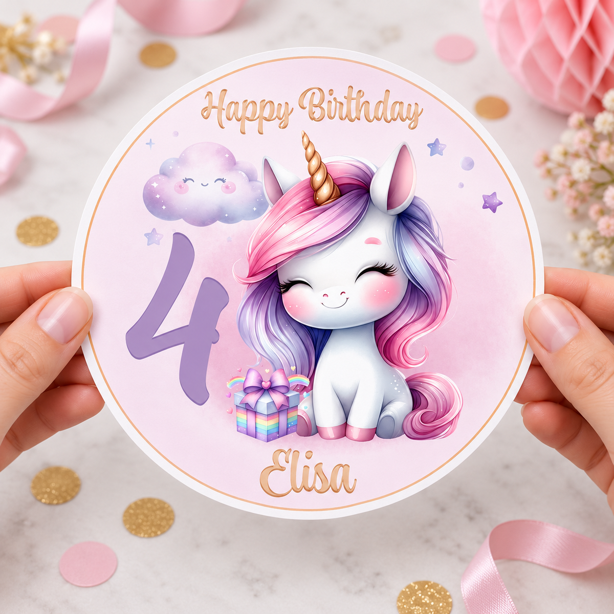 MUCKKI-PRO:86f772a22bbab2a03699ee728fb336cfa9e17a38f78a953eefaabf6e4351fe63:Tortenaufleger Geburtstag Einhorn 6 Name & Zahl (20cm) Fondant Papier