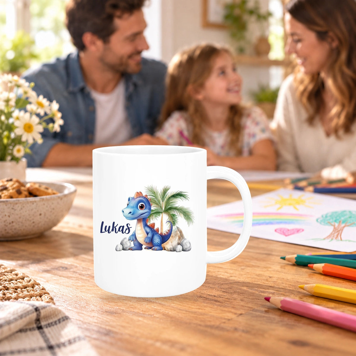 MUCKKI-PRO:5ddc213a09fcf686a75d989db5484f0519e012c310710be2a55a1073636fddc5:Tasse Dino 8 Wunschname Keramik Kinderbecher Personalisiert versch. Farben