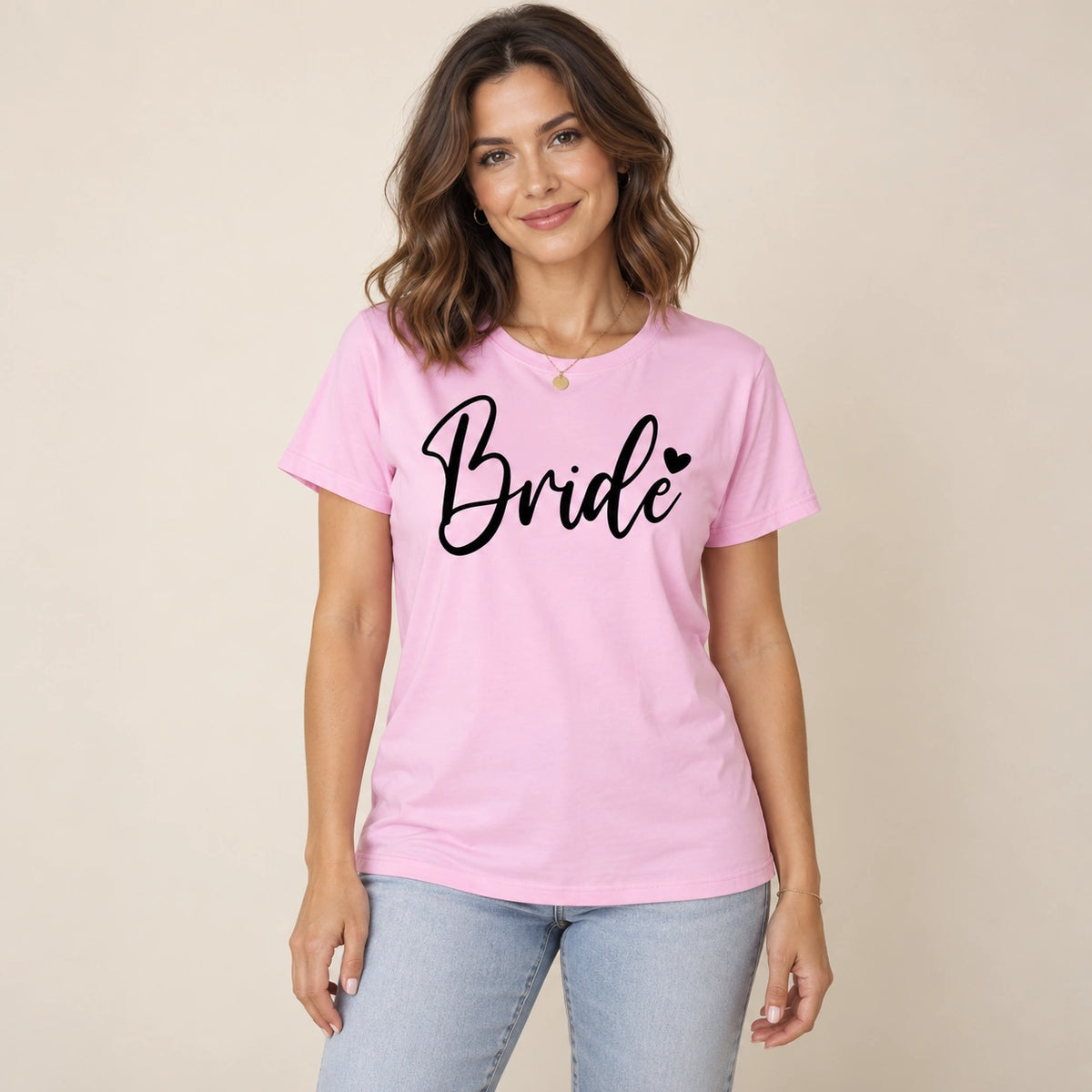 MUCKKI-PRO:9c9e1fce4a4a33ab519c8e193babf02be0015dc253ea59c909fee24f08435346:T-Shirt Bride & Team-Bride 01 – Damen-Shirt für den Junggesellinnenabschied