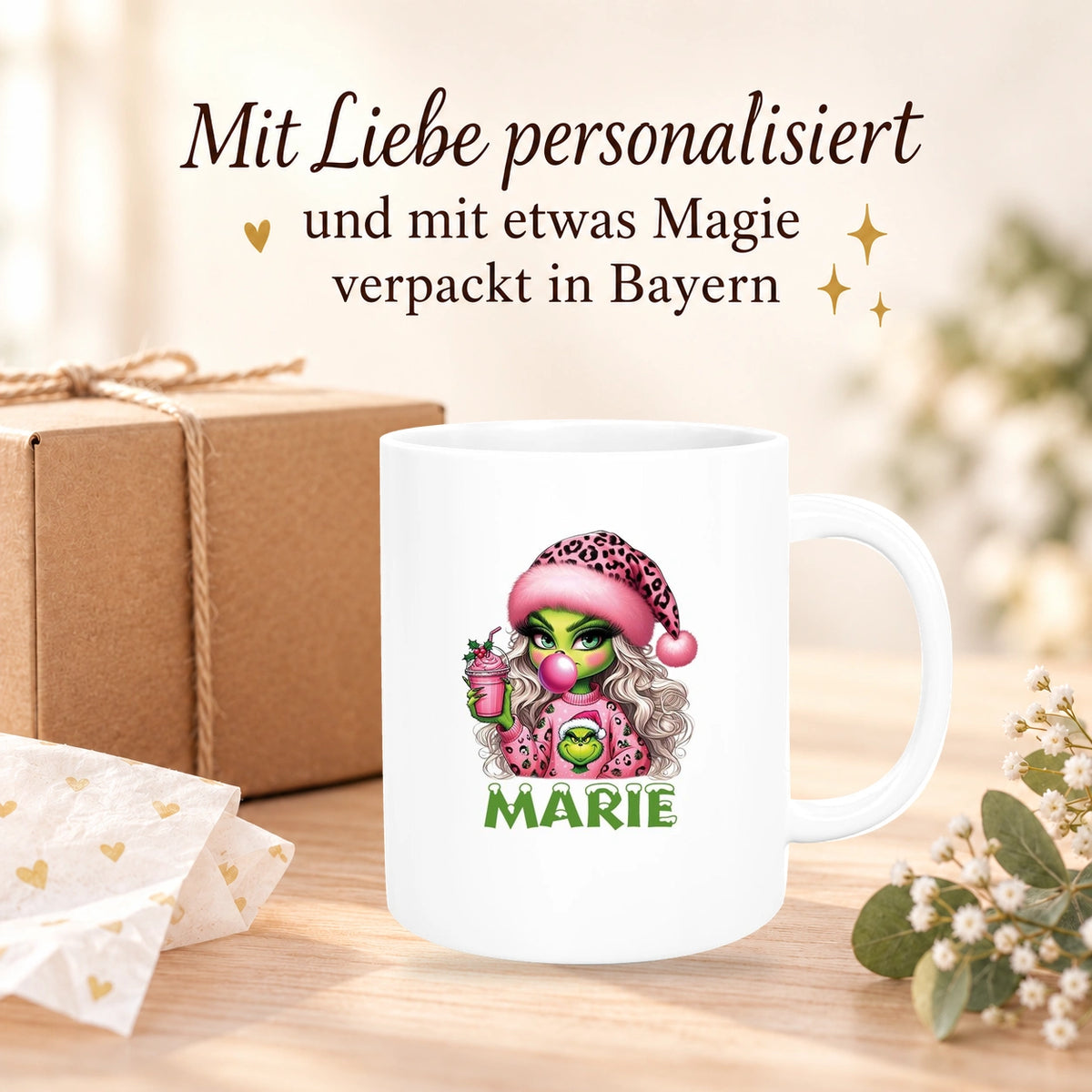 MUCKKI-PRO:d3d29c0f8bf5b702b163aa3932206eebaa0342967e674b4b8ed3c148fc0733c3:Tasse Wunschname Weihnachten Lady-Grinch 5 Keramik Kinderbecher versch. Farben