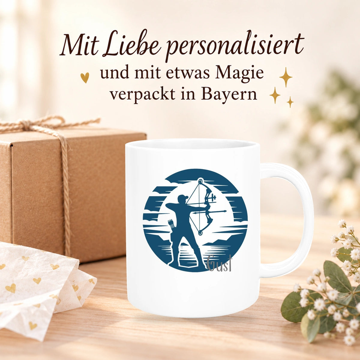 MUCKKI-PRO:17795f90ce579e56412e9657fd49a94b100cdbc48867a118cd8ea6663f91ddf7:Tasse Bogenschütze 3 Wunschname Keramik personalisiert versch. Farben