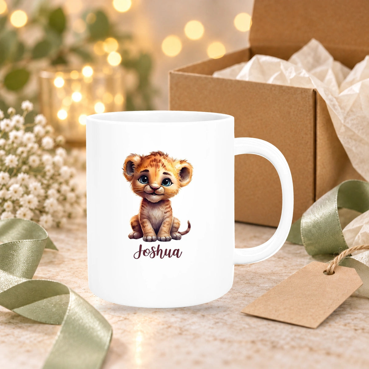 MUCKKI-PRO:9134cd70ac4803efdd1502be160801d5ade3c5547513f8335ebded357ff73c6c:Tasse Wunschname Löwe 2 Keramik Kinderbecher versch. Farben