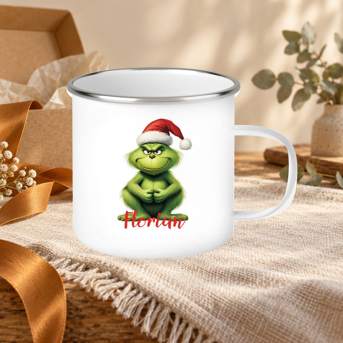 MUCKKI-PRO:03e4b36a4583a309cd495637c3fd6453cda998f2944272d5de0c9e34e00fe5ef:Tasse Wunschname Weihnachten Grinch 5 Emaille Kinderbecher