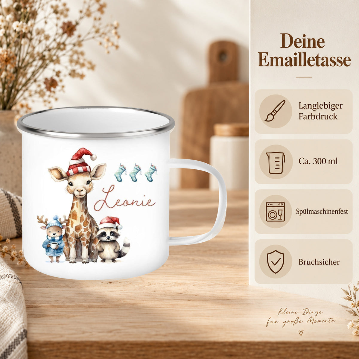 MUCKKI-PRO:e7ba36aabec25eb8429baaa67447009b33d2c38905e2b27cddd44d116878ce55:Tasse Wunschname Weihnachten Tiere 1 Emaille Kinderbecher personalisiert