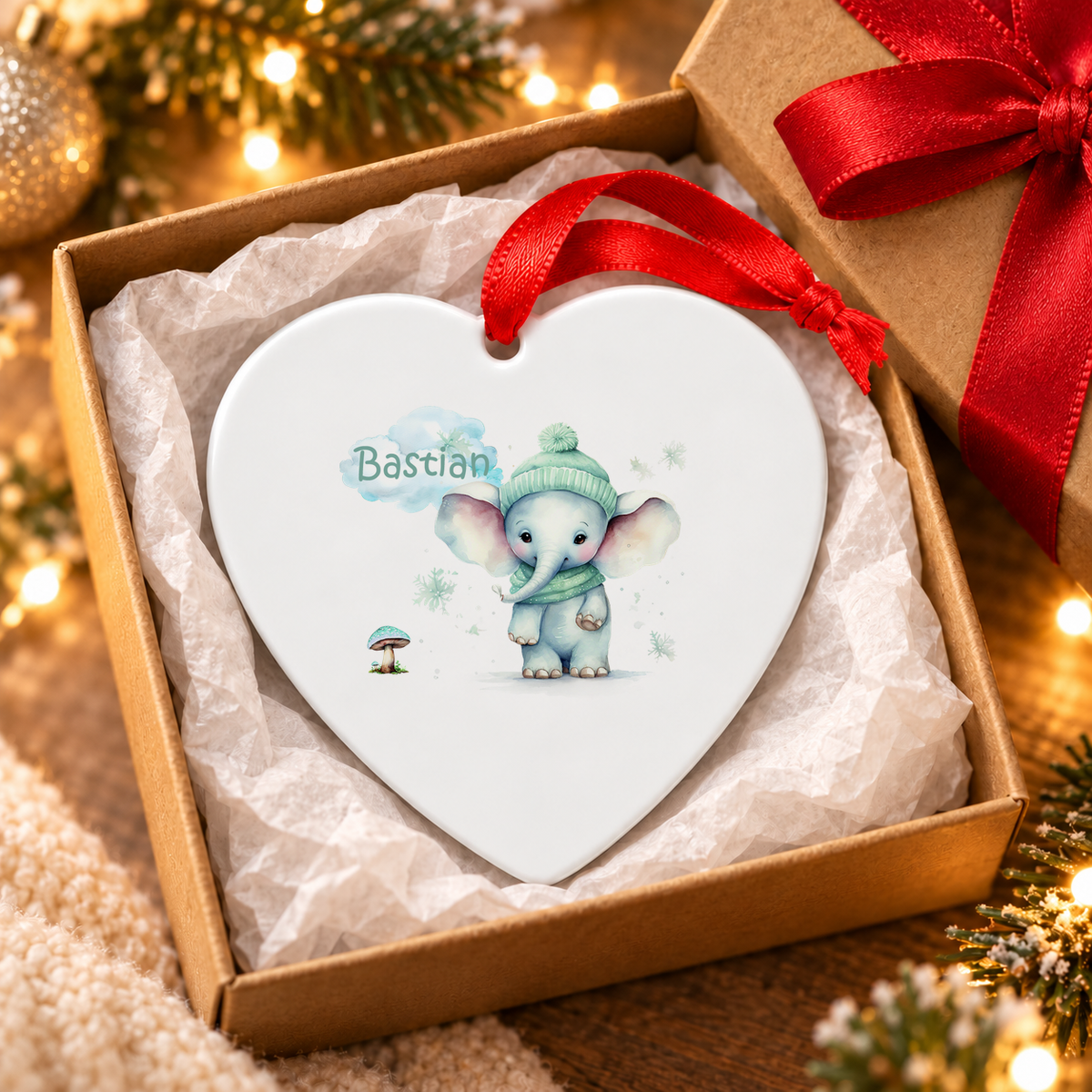 MUCKKI-PRO:cac1dd81bba279f888c18f5923faa585d032c73f02335391de7493df370cd706:Weihnachtsanhänger personalisiert Elefant mit Wunschnamen – Rund, Stern, Herz oder Glocke