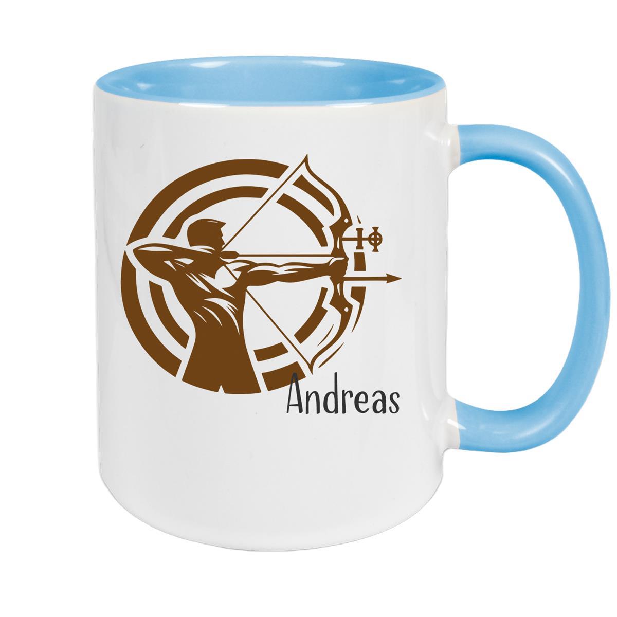 MUCKKI-PRO:9d9f780ee2a622b50798d5707f15f917b03ae1a6346e8a96c9873322d030ccbf:Tasse Bogenschütze 2 Wunschname Keramik personalisiert – Hellblau
